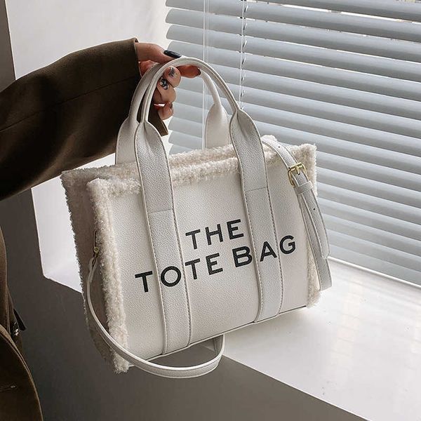 handbag 2023 fashion women's bag leather quality handbag fashionable shoulder large capacity portable fashion versatile simple tote bag
handbag 2023 fashion women's bag leather quality handbag fashionable shoulder large capacity portable fashion versatile simple tote bag