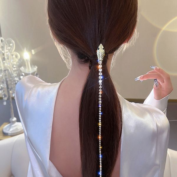 exaggerate europe rhinestones snake hair chain personalized tassel hairpin ponytail hair fork barrette women hair clips, Slivery;white
exaggerate europe rhinestones snake hair chain personalized tassel hairpin ponytail hair fork barrette women hair clips, Slivery;white