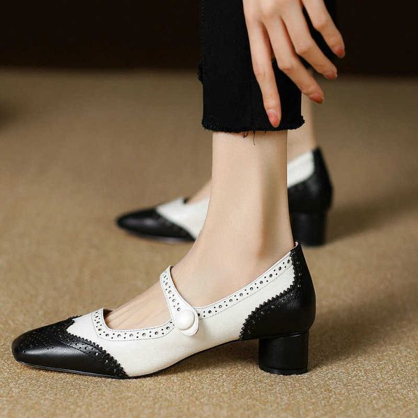 genuine leather cowhide brogue design round closed toe med heels women pumps retro vintage lady office mixed color mary janes 0220, Black
genuine leather cowhide brogue design round closed toe med heels women pumps retro vintage lady office mixed color mary janes 0220, Black