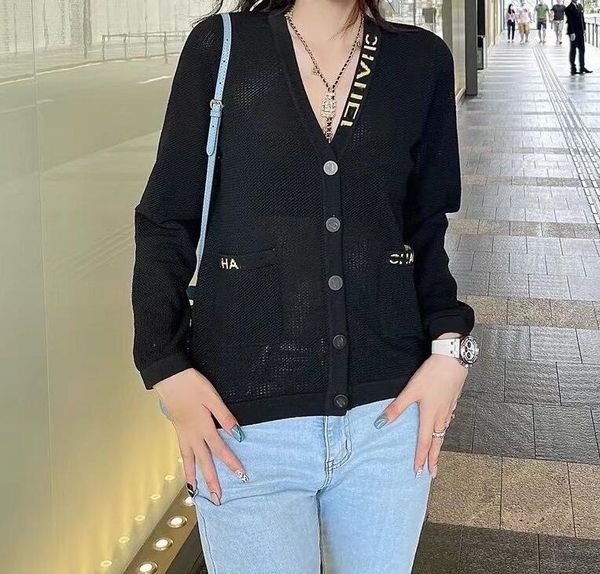 23ss new women's sweaters fashion hollow-out long sleeve women casual knitwear designer sweaters s-xl, White;black
23ss new women's sweaters fashion hollow-out long sleeve women casual knitwear designer sweaters s-xl, White;black
