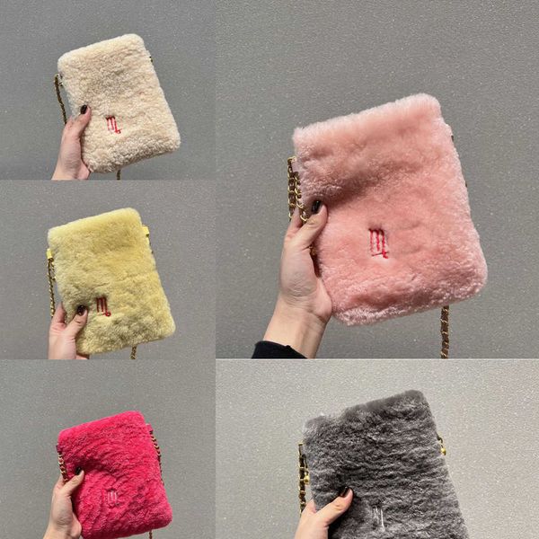 cross body pulsh designer bag mini shoulder bags women winter phone wallet womens purse handbag plush luxurys handbag 221220
cross body pulsh designer bag mini shoulder bags women winter phone wallet womens purse handbag plush luxurys handbag 221220