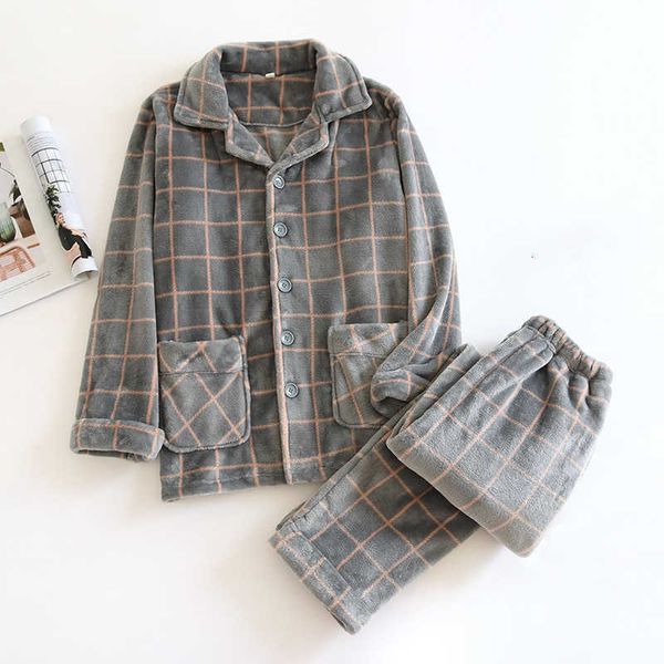 men's socks autumn and winter men's pajamas new coral velvet warm thickened flannel home clothes, Black
men's socks autumn and winter men's pajamas new coral velvet warm thickened flannel home clothes, Black