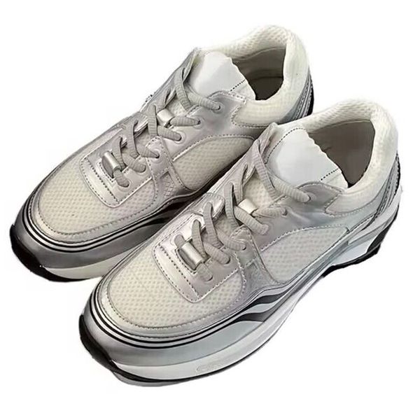dress shoes 2023 arrive women flat sneakers runway mixed colors thick bottom lace up nature leather causal traniers 230220, Black
dress shoes 2023 arrive women flat sneakers runway mixed colors thick bottom lace up nature leather causal traniers 230220, Black