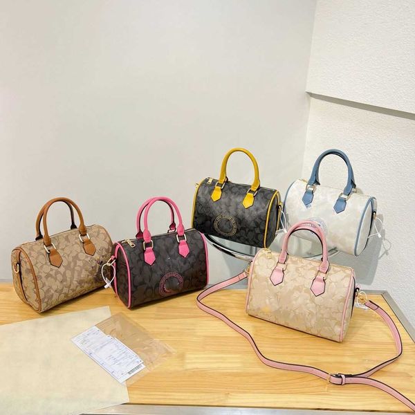 luxury designer bags handbag shoulder crossbody bag tote bag net red of the same type female fashion printed pillow portable shoulder messen
luxury designer bags handbag shoulder crossbody bag tote bag net red of the same type female fashion printed pillow portable shoulder messen