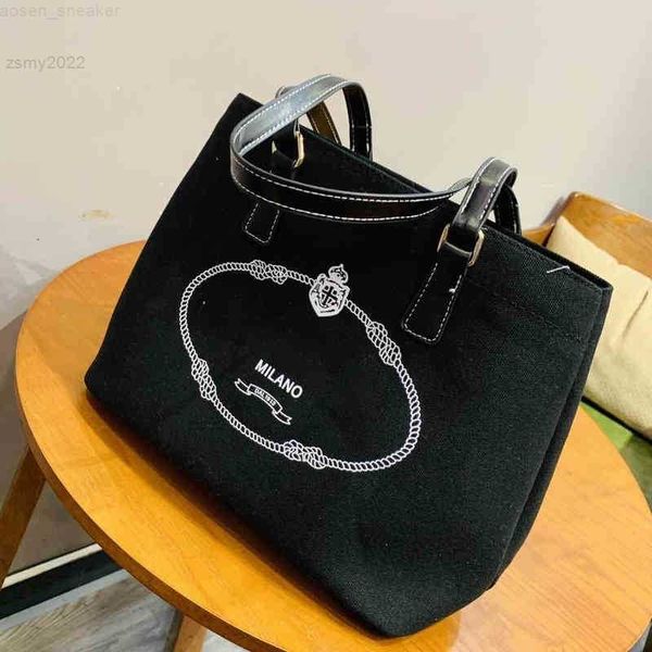 summer new designer woman bag fashion brand handbag new shopping printed canvas beach luxury bags handbags women
summer new designer woman bag fashion brand handbag new shopping printed canvas beach luxury bags handbags women