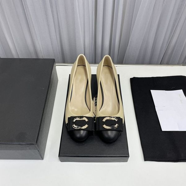 fashion dress shoes 2023 channel women' decor elegant and comfortable leather casual sandals 03-014, Black
fashion dress shoes 2023 channel women' decor elegant and comfortable leather casual sandals 03-014, Black