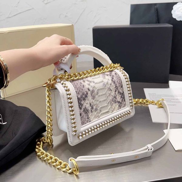 boy classic clamshell snakeskin hand bag with handle multi color optional quilted three gold tone metal diagonal shoulder chain large capaci
boy classic clamshell snakeskin hand bag with handle multi color optional quilted three gold tone metal diagonal shoulder chain large capaci