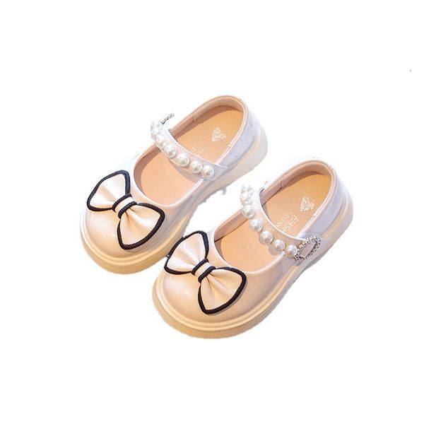 first walkers girls leather shoes cute bow princess soft bottom autumn children student little girl 230217
first walkers girls leather shoes cute bow princess soft bottom autumn children student little girl 230217