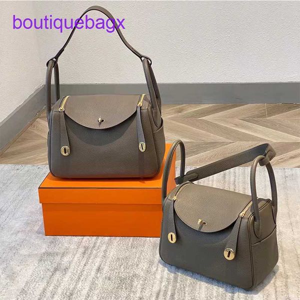 authentic original designer lindi bags hremm handmade tc cowhide hand sewn wax thread layer classic bag 26cm one-shoulder doctor's
authentic original designer lindi bags hremm handmade tc cowhide hand sewn wax thread layer classic bag 26cm one-shoulder doctor's
