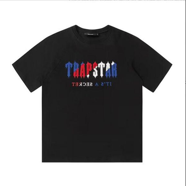 trapstar designer short sleeve t-shirt new rainbow letter gradient towel embroidery loose couple casual shorts, White;black
trapstar designer short sleeve t-shirt new rainbow letter gradient towel embroidery loose couple casual shorts, White;black
