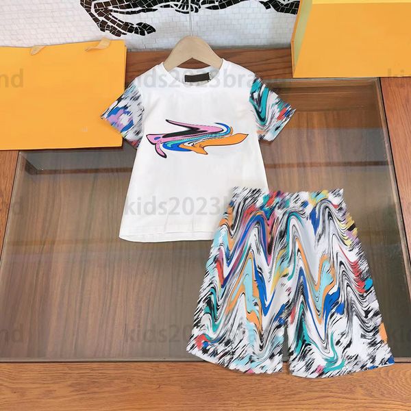 brand deisgner kids clothing sets 2023ss summer boys tracksuits t shirts with shorts two pieces sets high end children sports short pants ro, White
brand deisgner kids clothing sets 2023ss summer boys tracksuits t shirts with shorts two pieces sets high end children sports short pants ro, White