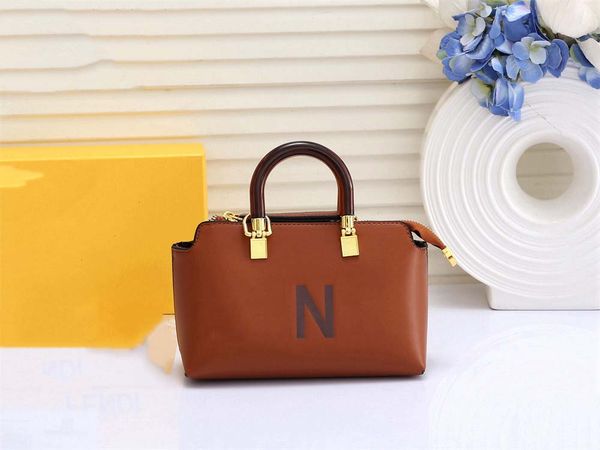 designers luxury women bag handbags purses fashion crossbody sac classic leather sac shoulder bags
designers luxury women bag handbags purses fashion crossbody sac classic leather sac shoulder bags