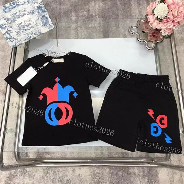 kid clothing sets letter pattern boys girls tracksuit summer short sleeve tees and shorts sets luxury designer t-shirts shorts kids sportsu, White
kid clothing sets letter pattern boys girls tracksuit summer short sleeve tees and shorts sets luxury designer t-shirts shorts kids sportsu, White