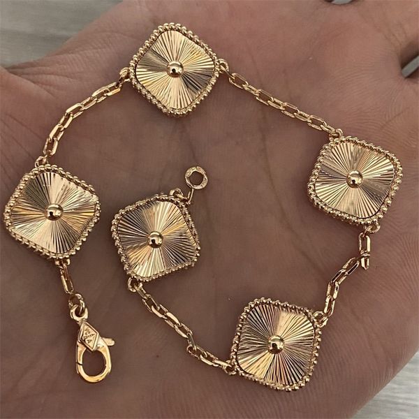 bangle luxury clover bracelet designer bracelets designer for women charm chain plated gold jewellery love bracelet men trendy vintage chris, Black
bangle luxury clover bracelet designer bracelets designer for women charm chain plated gold jewellery love bracelet men trendy vintage chris, Black