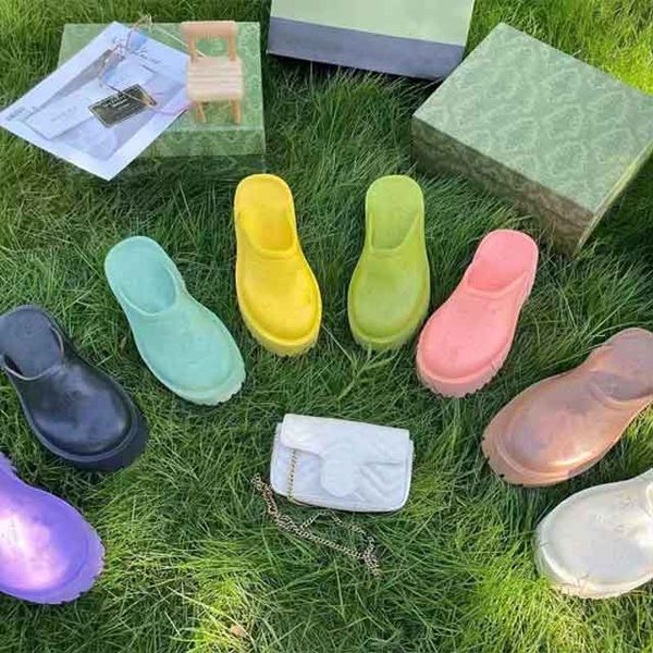 new fashion croc slippers men women high heels platform sandals foam flip flops designer macaron rubber flat slippers family travel shoes, Black
new fashion croc slippers men women high heels platform sandals foam flip flops designer macaron rubber flat slippers family travel shoes, Black