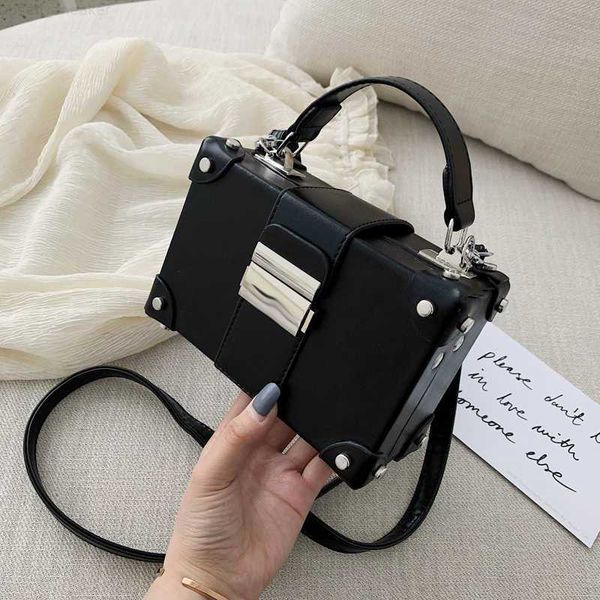 net red small women 2022 new simple and versatile one-shoulder messenger handbag fashion casual box bag
net red small women 2022 new simple and versatile one-shoulder messenger handbag fashion casual box bag