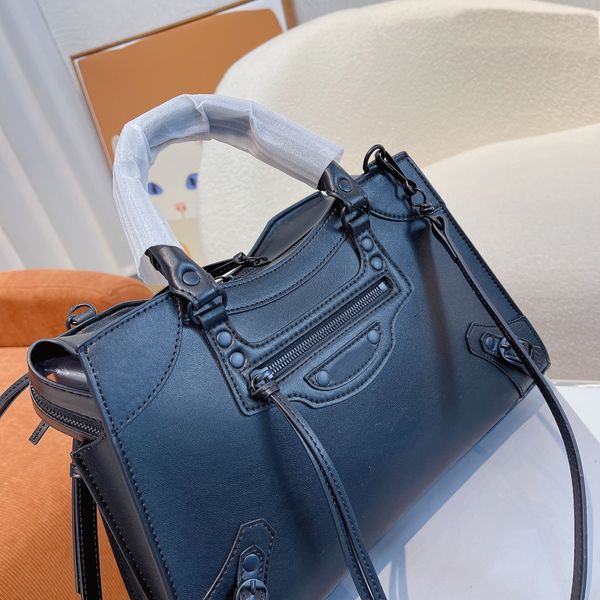 2022 classic neo womens bags packbag medium large mini tote handbag handle women clutch bag crocodile man handbags shoulder cross body b, Red;black
2022 classic neo womens bags packbag medium large mini tote handbag handle women clutch bag crocodile man handbags shoulder cross body b, Red;black