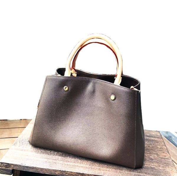 Designer Shoulder Bag for Woman Chain Brown black Leather Crossbody Bags for Women Simple Fashion women Handbags The Tote Bag Purse high Wallet purse
Designer Shoulder Bag for Woman Chain Brown black Leather Crossbody Bags for Women Simple Fashion women Handbags The Tote Bag Purse high Wallet purse