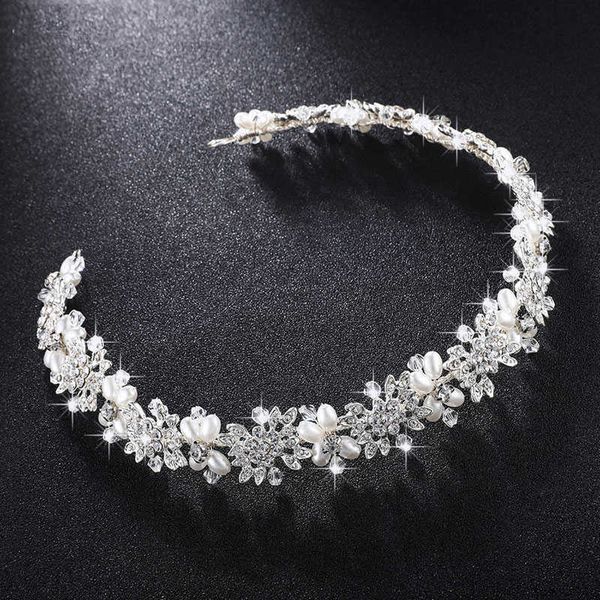 tiaras luxury clear crystal headbands for women bridal hair vine pearl wedding hair jewelry accessories bride headpiece crowns gifts z0220, White;golden
tiaras luxury clear crystal headbands for women bridal hair vine pearl wedding hair jewelry accessories bride headpiece crowns gifts z0220, White;golden