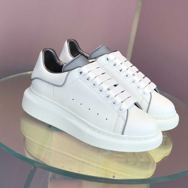 shoes small white shoes men's leather thick soled inner high board shoes new white lovers' leisure trend in spring and summer of, Black
shoes small white shoes men's leather thick soled inner high board shoes new white lovers' leisure trend in spring and summer of, Black