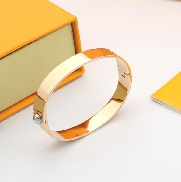 classic bracelet designer personalised bangle rose gold silver stainless steel simple cross pattern buckle love jewelry ladies and men brace, Black
classic bracelet designer personalised bangle rose gold silver stainless steel simple cross pattern buckle love jewelry ladies and men brace, Black