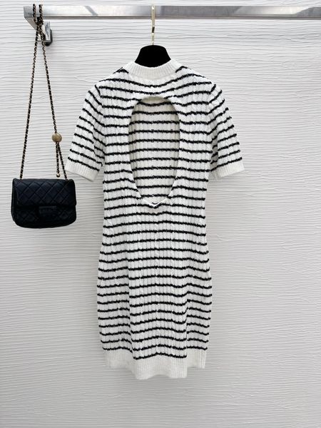chan 2023 spring summer dresses for women ootd new hollow out dresses dinner dress ladies designer fashion spring logo grade knitting skirt, White;black
chan 2023 spring summer dresses for women ootd new hollow out dresses dinner dress ladies designer fashion spring logo grade knitting skirt, White;black