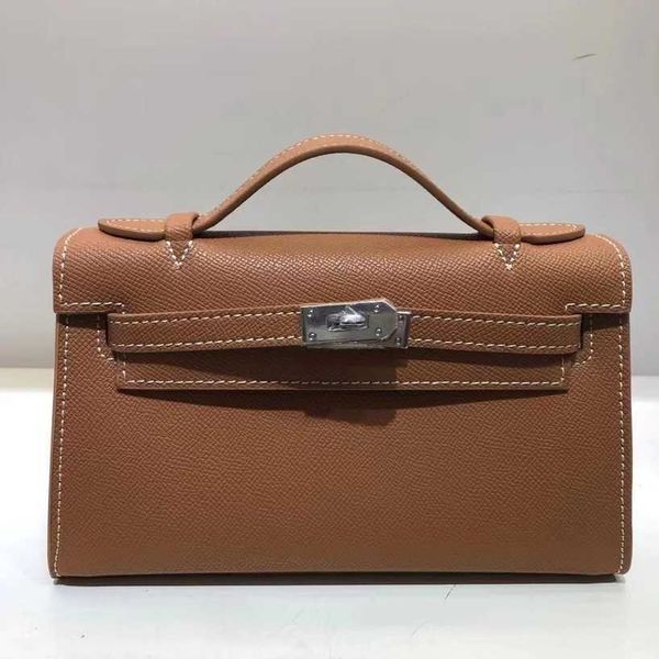 designer bags 55%off women's hand one shoulder versatile diagonal leather women's bag new fashion shoulder crossbody handbags
designer bags 55%off women's hand one shoulder versatile diagonal leather women's bag new fashion shoulder crossbody handbags