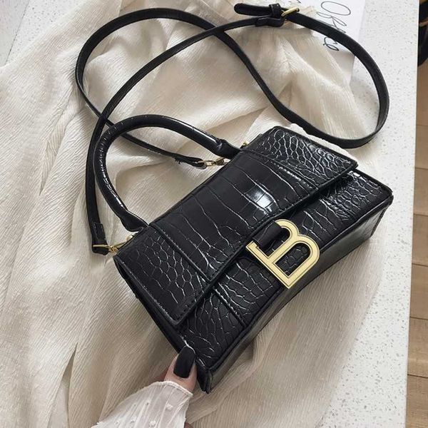 fashion women's bag 75%off texture hourglass one shoulder messenger hand small bag girl luxury designer handbags bags purse
fashion women's bag 75%off texture hourglass one shoulder messenger hand small bag girl luxury designer handbags bags purse