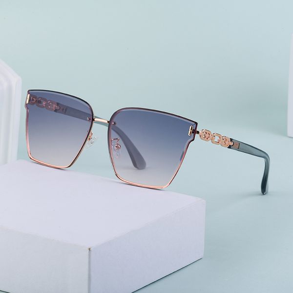 new fashion new classic designer sunglasses for men women luxury polarized pilot sun glasses uv400 eyewear pc frame polaroid lens 3628, White;black
new fashion new classic designer sunglasses for men women luxury polarized pilot sun glasses uv400 eyewear pc frame polaroid lens 3628, White;black