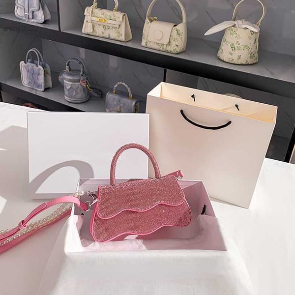 handle pink rhinestones purse and handbags clutch bag shiny diamond evening bag luxury designer shoulder bag crystal flap
handle pink rhinestones purse and handbags clutch bag shiny diamond evening bag luxury designer shoulder bag crystal flap