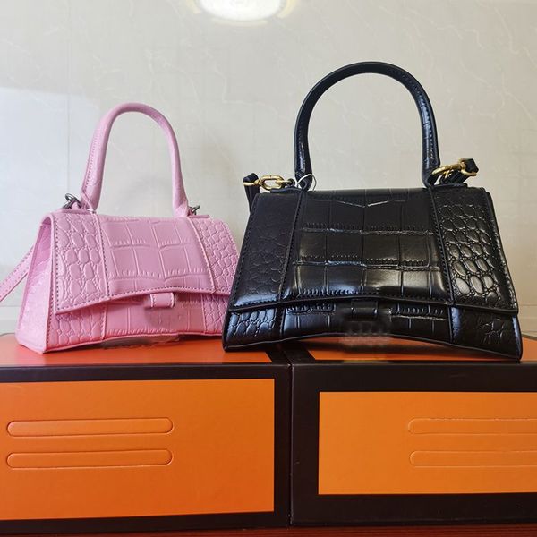 luxuries designers women bags handbag shopping shoulder bag fashion tote bagg cross body half moon luxury genuine leather classic retro purs
luxuries designers women bags handbag shopping shoulder bag fashion tote bagg cross body half moon luxury genuine leather classic retro purs