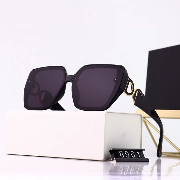 fashion designer sunglasses man woman luxury sun glasses rectangle goggle color full frame optional quality, White;black
fashion designer sunglasses man woman luxury sun glasses rectangle goggle color full frame optional quality, White;black