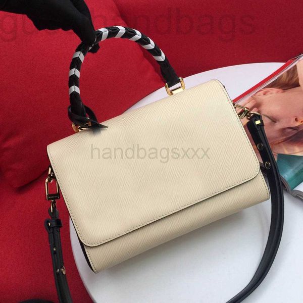 designer bags handbag shoulder women bag genuine leather v lock flap handbag black twist lady crossbody sack
designer bags handbag shoulder women bag genuine leather v lock flap handbag black twist lady crossbody sack