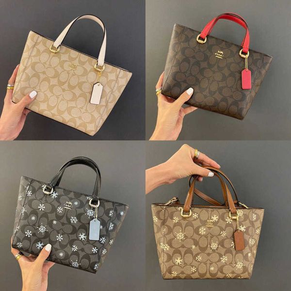 women bags trend handbags 55%off women's hand classic one-shoulder tote small square bag female totes shoulder handbags for women
women bags trend handbags 55%off women's hand classic one-shoulder tote small square bag female totes shoulder handbags for women