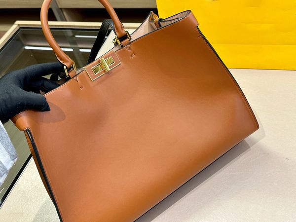 luxury large capacity luxury shopping bag garbage bag tote commuting bag fashion often classic premium leather grade 7a
luxury large capacity luxury shopping bag garbage bag tote commuting bag fashion often classic premium leather grade 7a