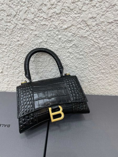 68%off new luxury fashion bags hourglass leather cowhide single shoulder women's bag ladies shoulder handbags designer bags purse
68%off new luxury fashion bags hourglass leather cowhide single shoulder women's bag ladies shoulder handbags designer bags purse