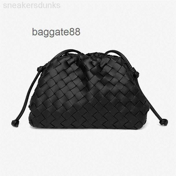 bottegas bag women bags classic designer handbags woven cloud bottegas dumpling bag soft hand armpit mini women's messenger fold 2023 s
bottegas bag women bags classic designer handbags woven cloud bottegas dumpling bag soft hand armpit mini women's messenger fold 2023 s