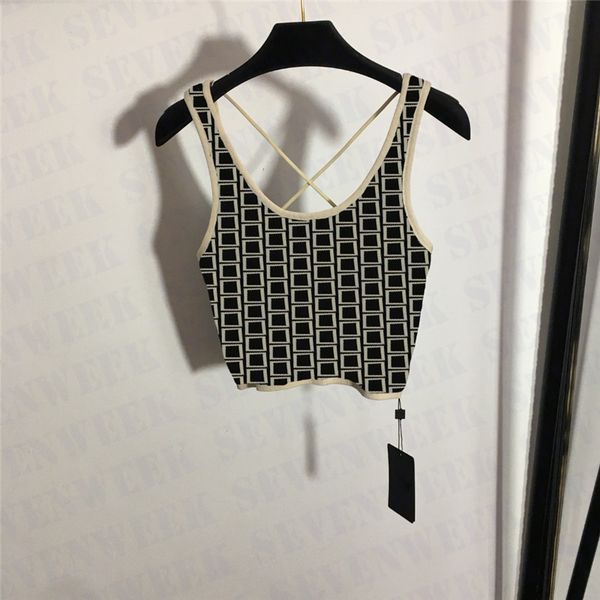 womens designer knits tanks jacquard pattern sleeveless vest fashion design t shirts sweaters, White
womens designer knits tanks jacquard pattern sleeveless vest fashion design t shirts sweaters, White