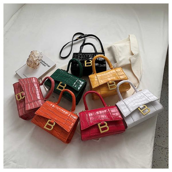 designer bags 55%off small design red one-shoulder messenger handbag new fashion shoulder crossbody handbags
designer bags 55%off small design red one-shoulder messenger handbag new fashion shoulder crossbody handbags