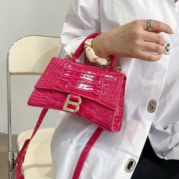 65%off new luxury fashion bags one shoulder women's hourglass versatile square bag texture small portable ladies shoulder handbags desi
65%off new luxury fashion bags one shoulder women's hourglass versatile square bag texture small portable ladies shoulder handbags desi