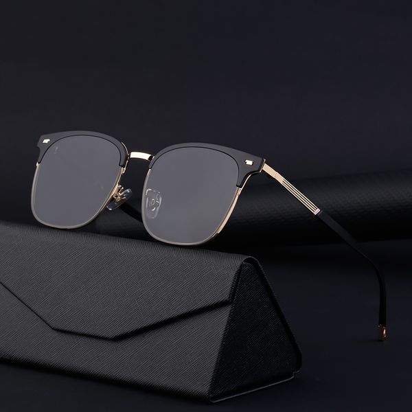 new classic designer sunglasses for men women luxury polarized pilot sun glasses uv400 eyewear pc frame polaroid metal lens b18080, White;black
new classic designer sunglasses for men women luxury polarized pilot sun glasses uv400 eyewear pc frame polaroid metal lens b18080, White;black