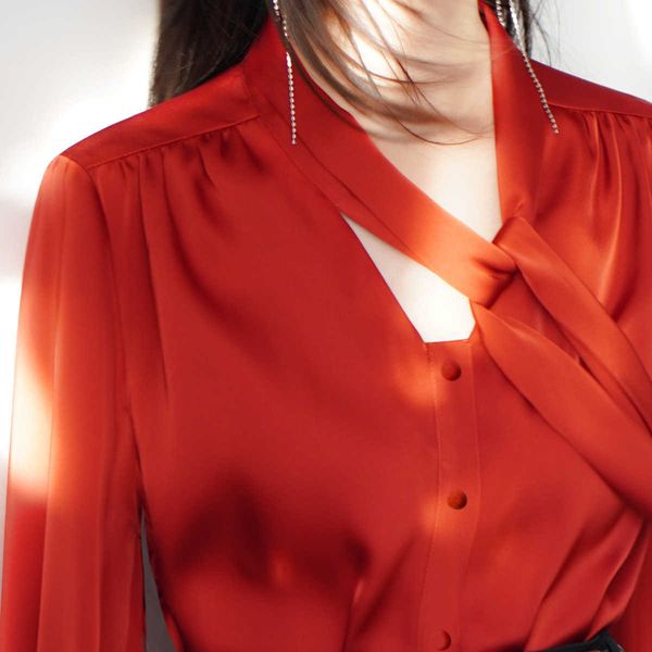 spring 2023 new elegant white collar style interview temperament bowknot long sleeve satin female minority design shirt
spring 2023 new elegant white collar style interview temperament bowknot long sleeve satin female minority design shirt