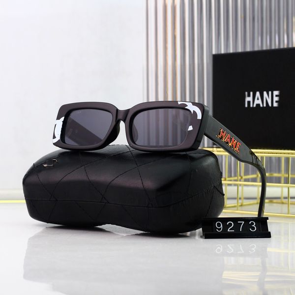 fashion mens sunglasses designer letter sunglasses for women optional polarized uv400 protection lenses with box sun glasses c9273, White;black
fashion mens sunglasses designer letter sunglasses for women optional polarized uv400 protection lenses with box sun glasses c9273, White;black