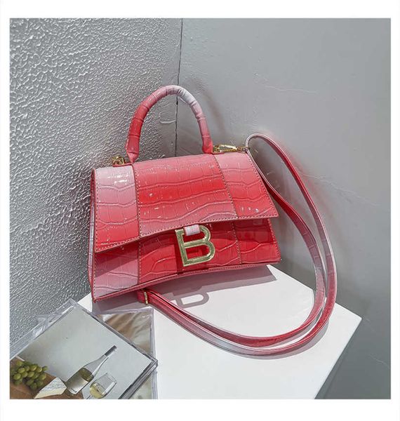 2023 women bags factory handbags 55%off hourglass women's red one shoulder crossbody bag designer luxury shoulder handbags
2023 women bags factory handbags 55%off hourglass women's red one shoulder crossbody bag designer luxury shoulder handbags
