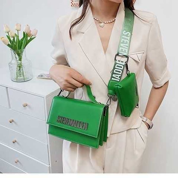 handbag 2023 hand fashionable new european and fashion trade leisure trend horizontal square single shoulder messenger bag
handbag 2023 hand fashionable new european and fashion trade leisure trend horizontal square single shoulder messenger bag