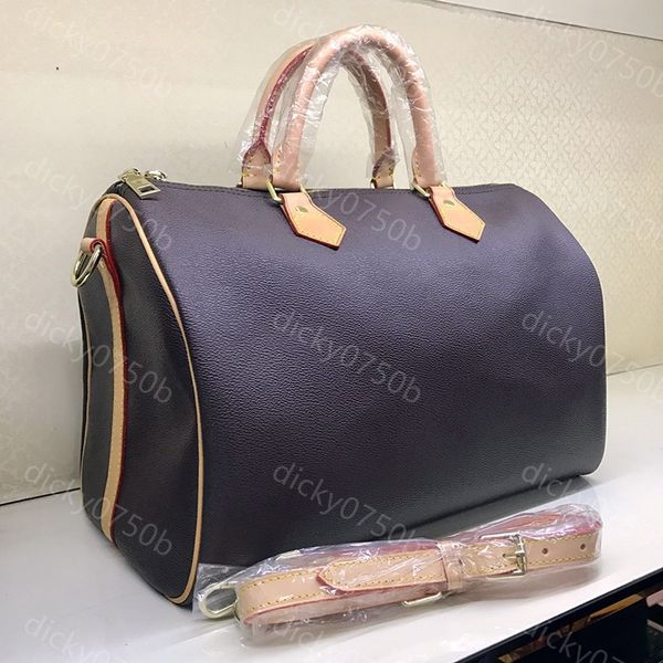 designer luxurys shoulder bag totes duffel bags leather design sport outdoor packs capacity holdall carry on luggages men luggage gentleman
designer luxurys shoulder bag totes duffel bags leather design sport outdoor packs capacity holdall carry on luggages men luggage gentleman