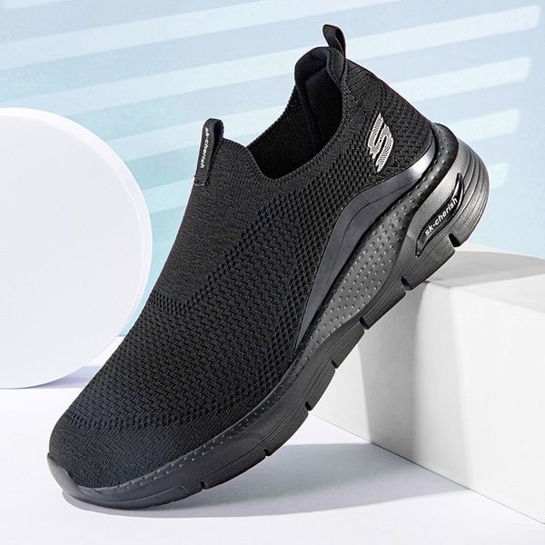 2023 men women running shoes black blue grey black white mens trainers outdoor sneakers size 39-44 color20
2023 men women running shoes black blue grey black white mens trainers outdoor sneakers size 39-44 color20