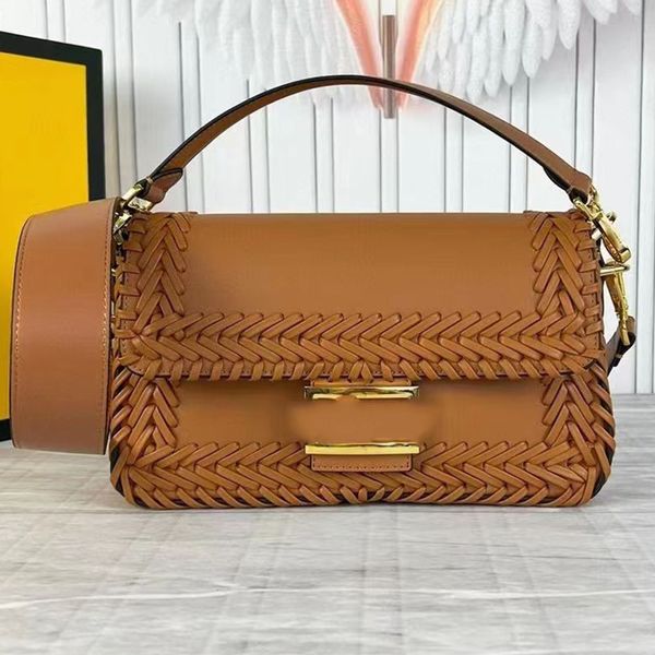luxury baguette bag messenger purse genuine leather perforated knitting design removable belt shoulder strap handbag letters hasp hardware d
luxury baguette bag messenger purse genuine leather perforated knitting design removable belt shoulder strap handbag letters hasp hardware d