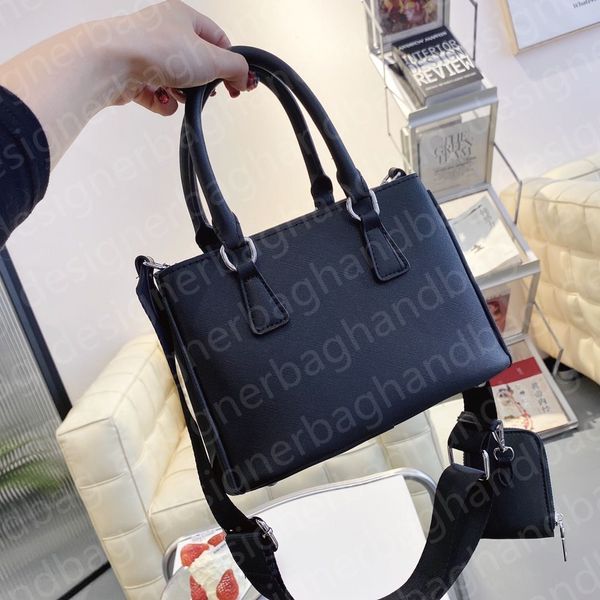 designer women galleria saffiano tote bag classic triangle sign genuine leather shoulder handbags lady killer shopping crossbody handbag lux
designer women galleria saffiano tote bag classic triangle sign genuine leather shoulder handbags lady killer shopping crossbody handbag lux