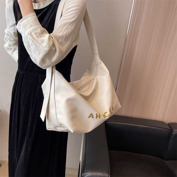 20% off handbag 2023 fashionable new shoulder literary large-capacity underarm student leisure simple diagonal tote bag
20% off handbag 2023 fashionable new shoulder literary large-capacity underarm student leisure simple diagonal tote bag